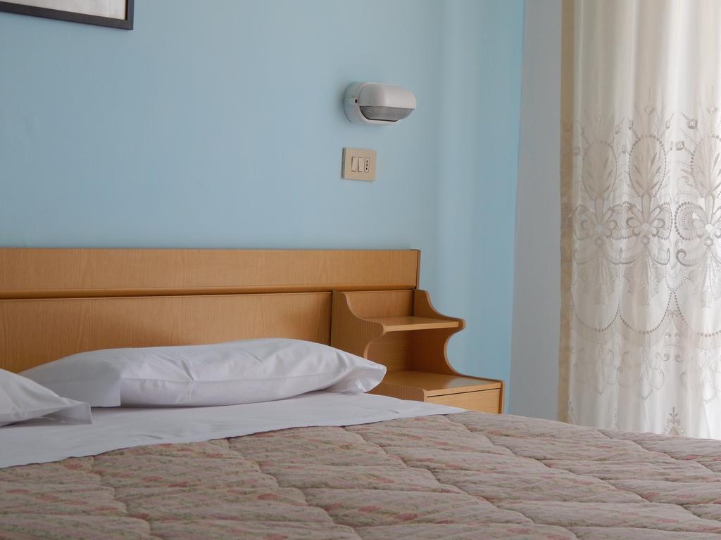 Hotel Vittoria Chianciano Terme Eksteriør billede