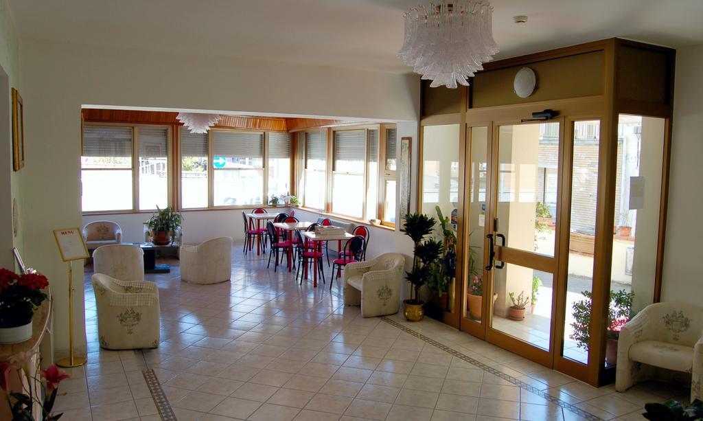 Hotel Vittoria Chianciano Terme Eksteriør billede