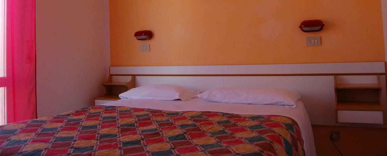 Hotel Vittoria Chianciano Terme Eksteriør billede
